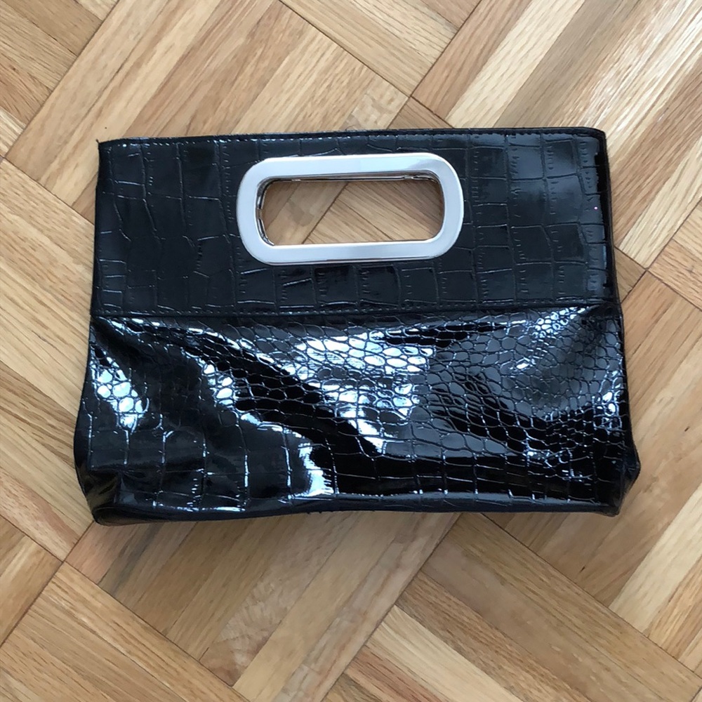 Beautiful Handbag - Picture 2 of 7